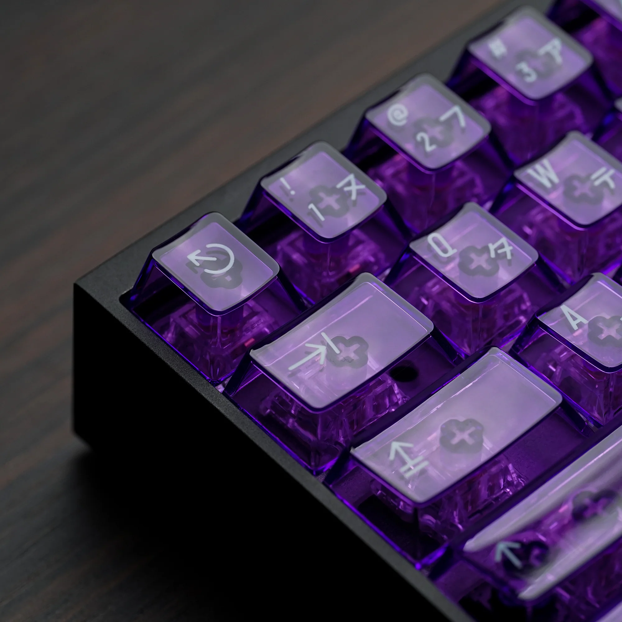 Clear 2048 Purple Keycaps Set - Image 4