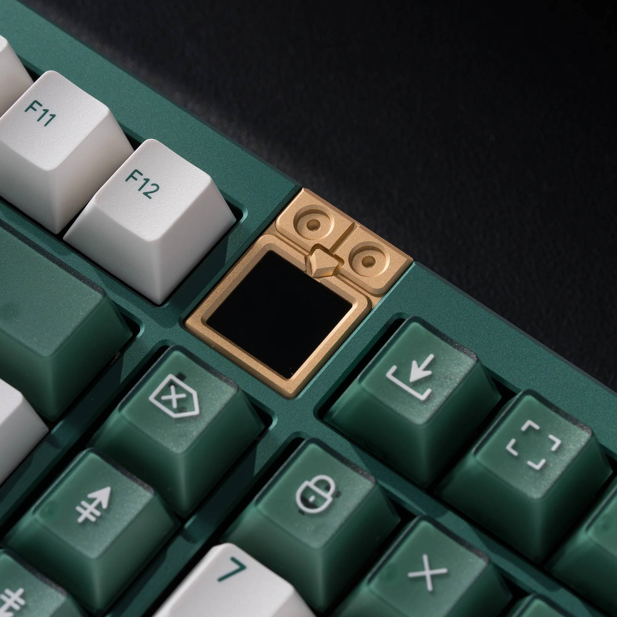 Ready to use Athena 1800 Anodized Pine green with PBTfans TransGreen - Image 5