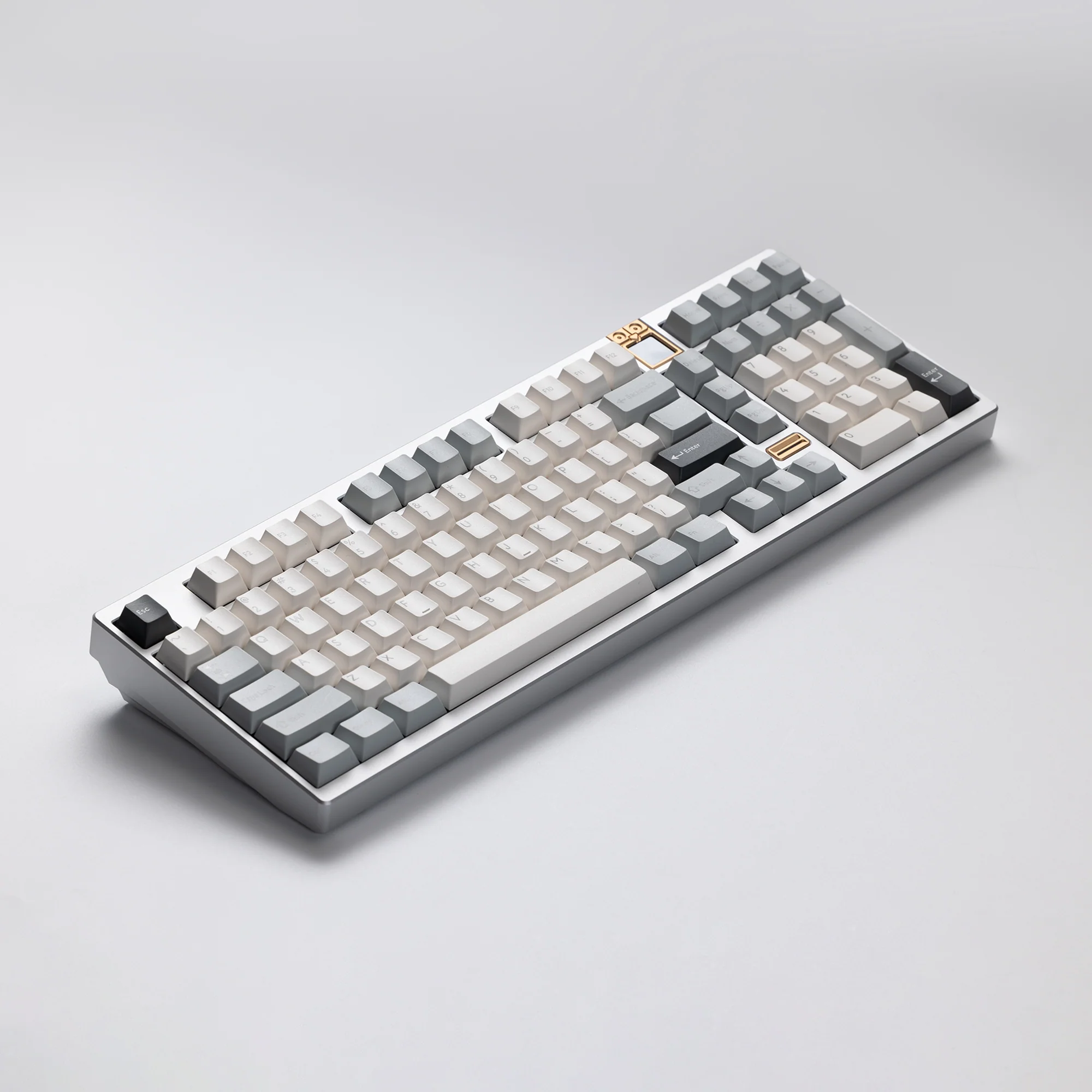 Ready to use Athena 1800 Anodized Silver with PBTfans Mist - Image 11